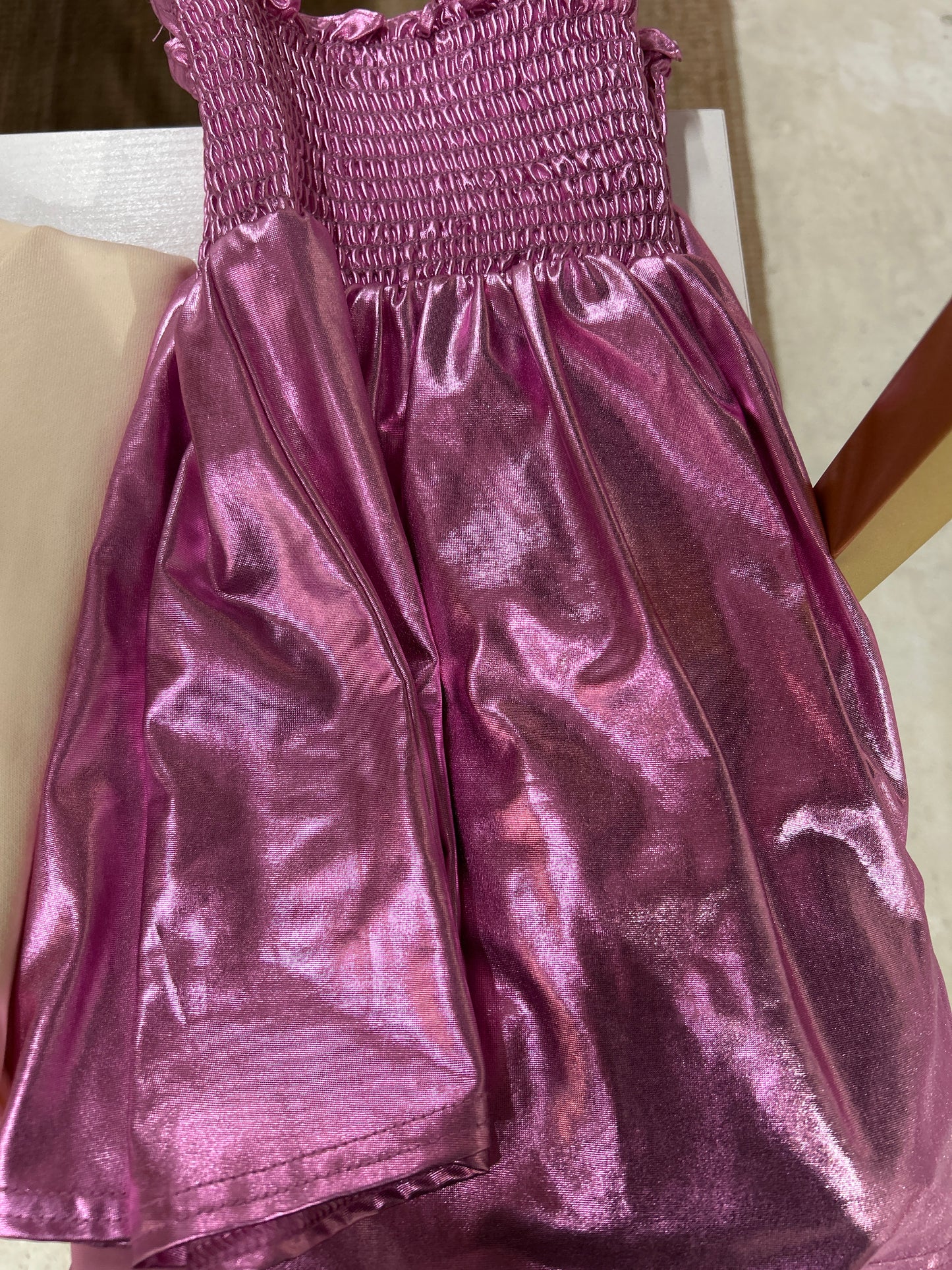 Metallic high wasted pink shorts