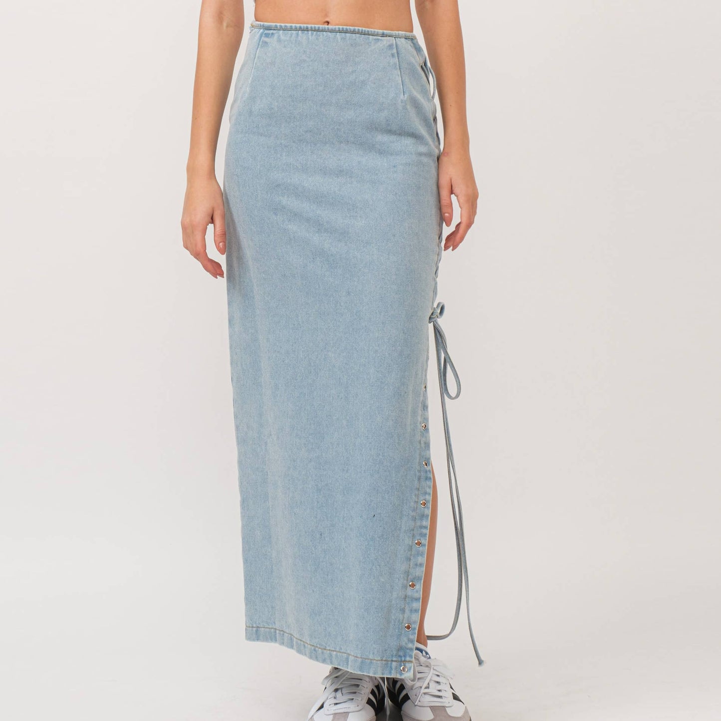 LIGHT DENIM SIDE LACE UP MAXI SKIRT-HES0010: LIGHT DENIM / L