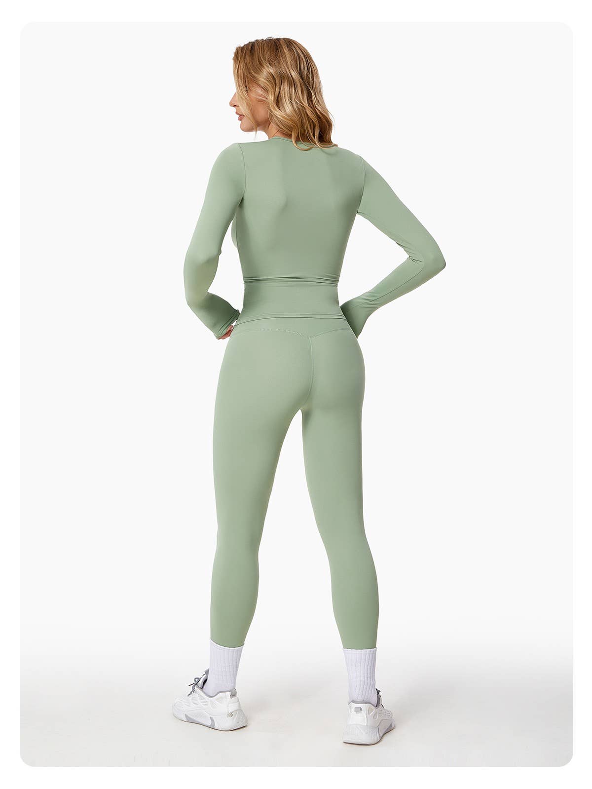 Nikki Buttery Soft High-Waisted Leggings: Frosty Gray / M