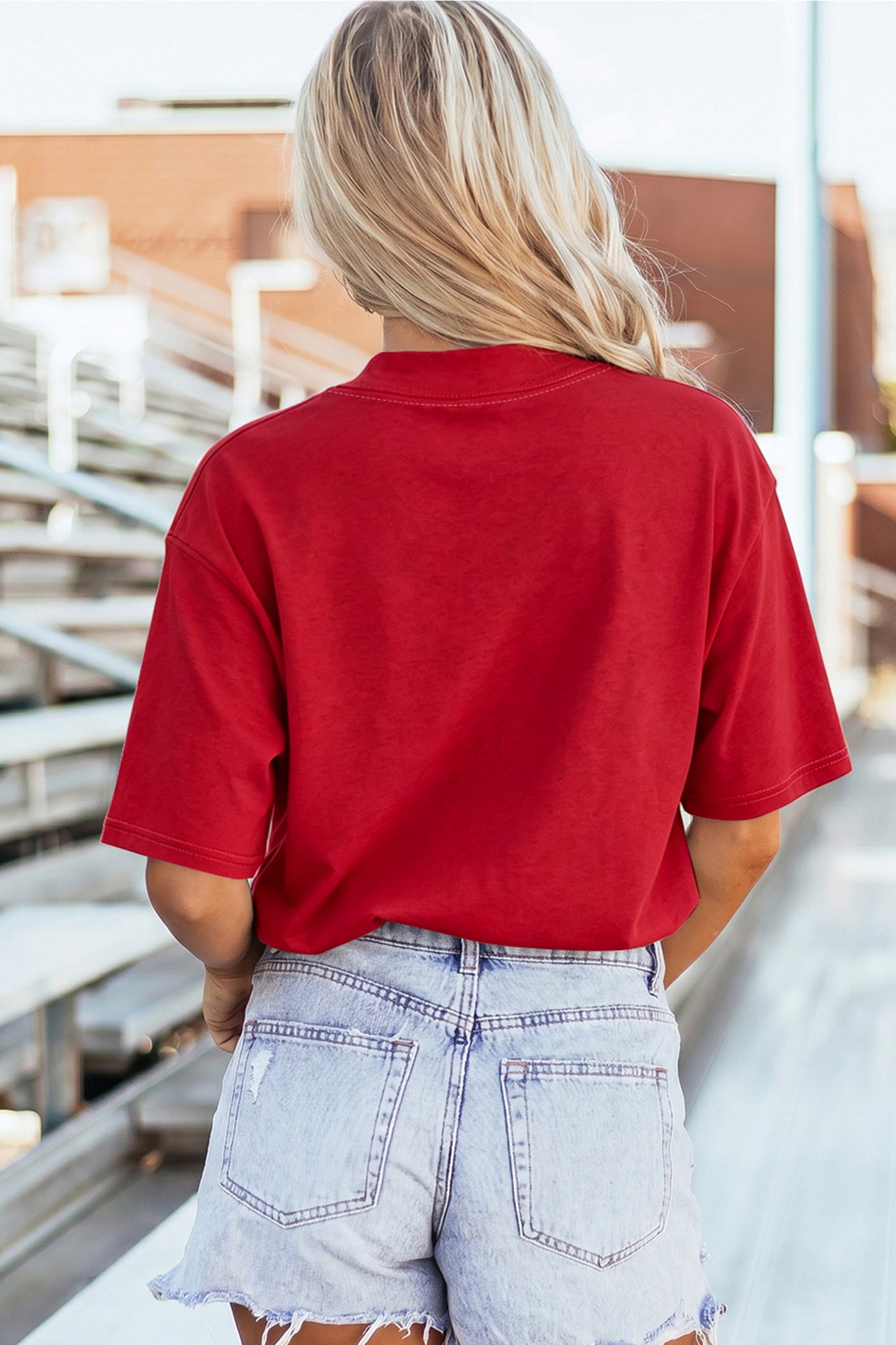 Sunday Stroll Basic Tee