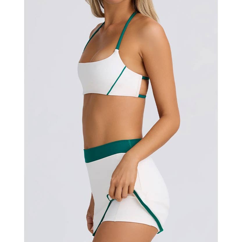 Sports Bra and Skirted Shorts Set: BLACK / L