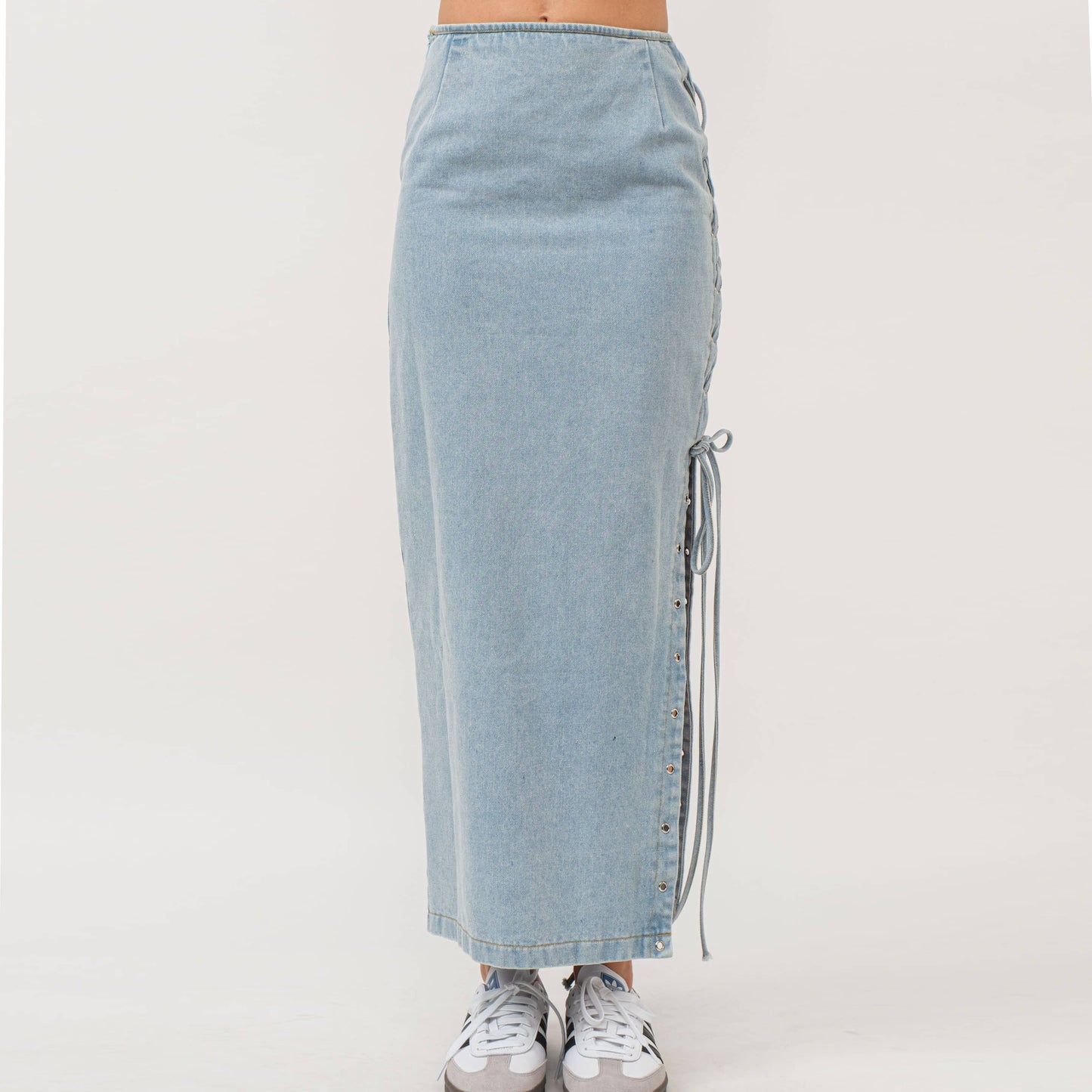 LIGHT DENIM SIDE LACE UP MAXI SKIRT-HES0010: LIGHT DENIM / L