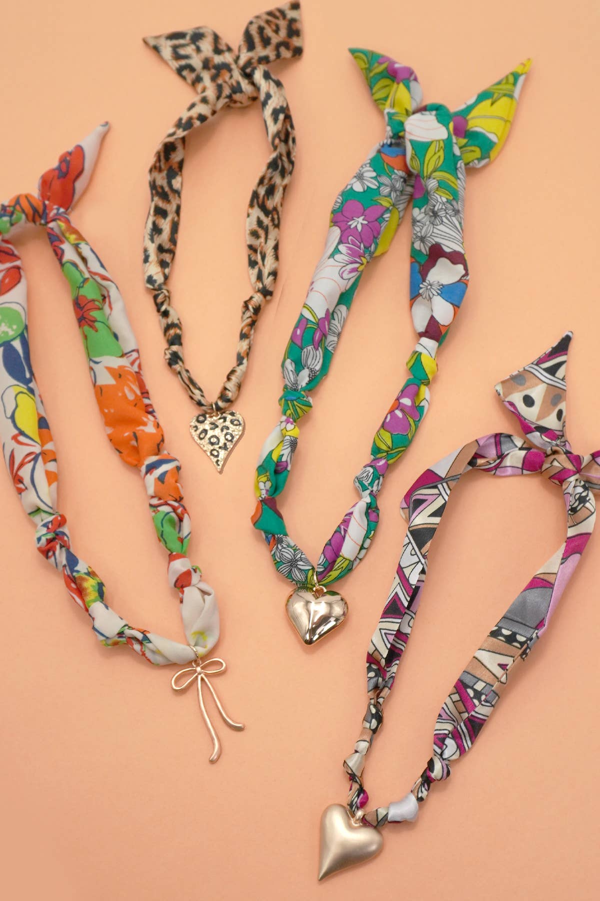 HANDMADE SCARF CROSS CHARM NECKLACE | 80N91790: G