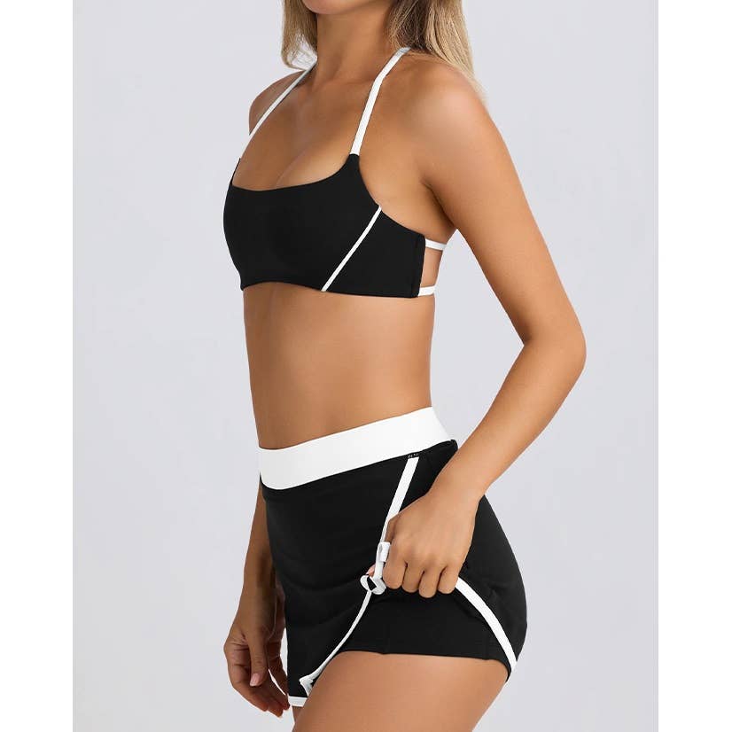 Sports Bra and Skirted Shorts Set: BLACK / M