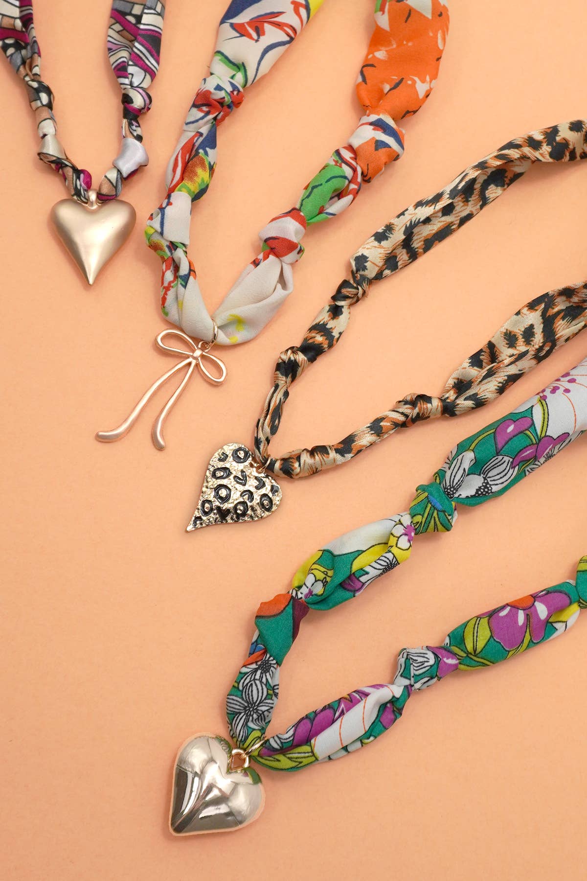 HANDMADE SCARF CROSS CHARM NECKLACE | 80N91790: G