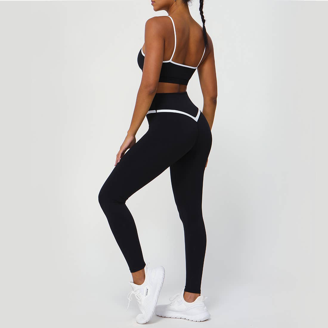 Colorblocked Women Yoga Active Set: Navy Blue / L