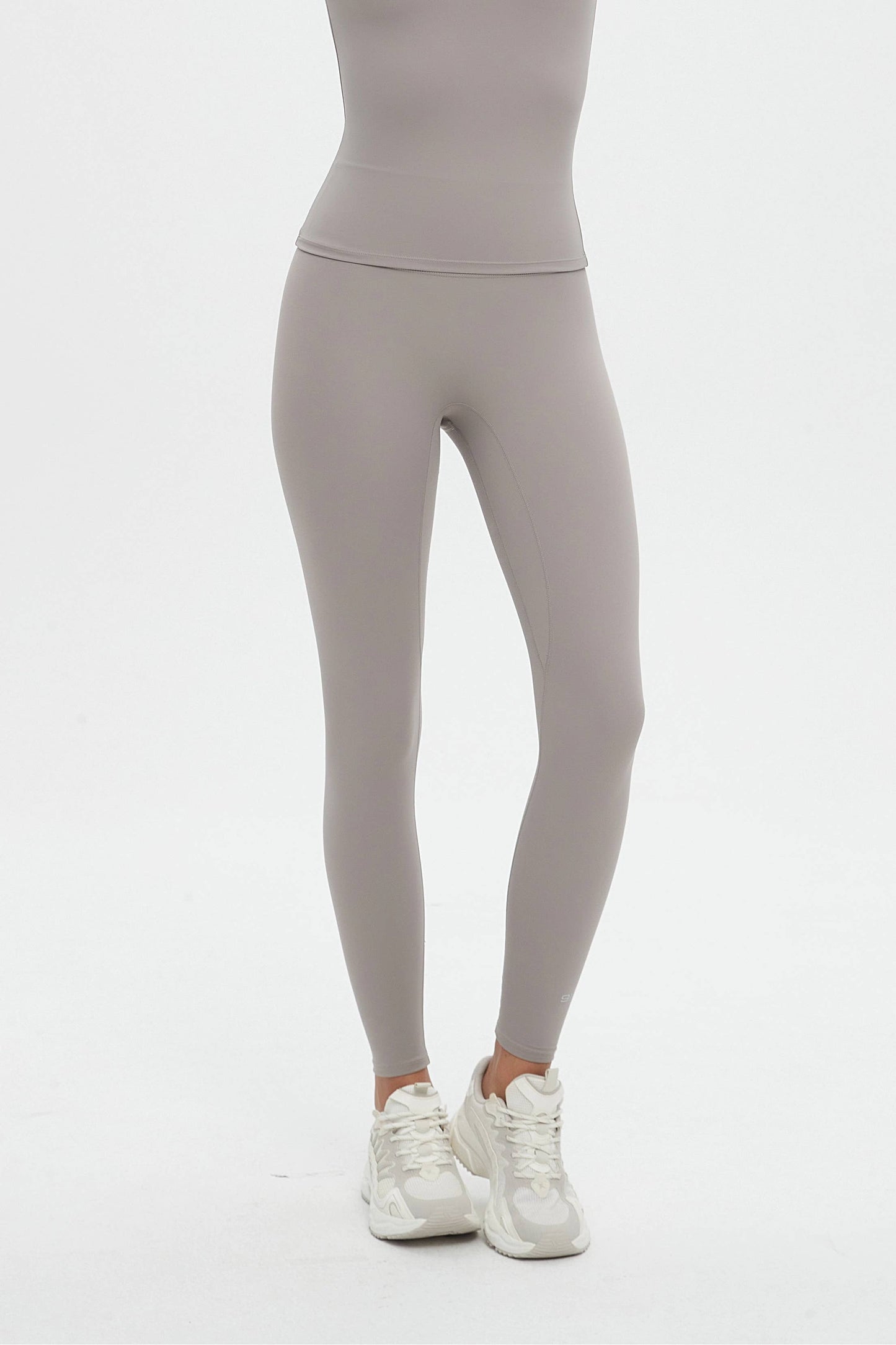 Nikki Buttery Soft High-Waisted Leggings: Frosty Gray / L