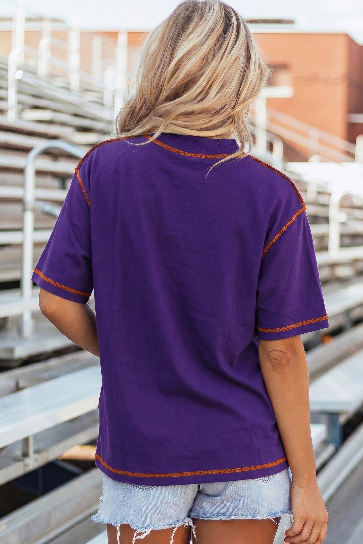 Sunday Stroll Basic Tee