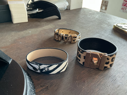 Animal print bracelet