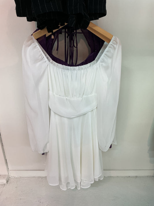 White long sleeve dress