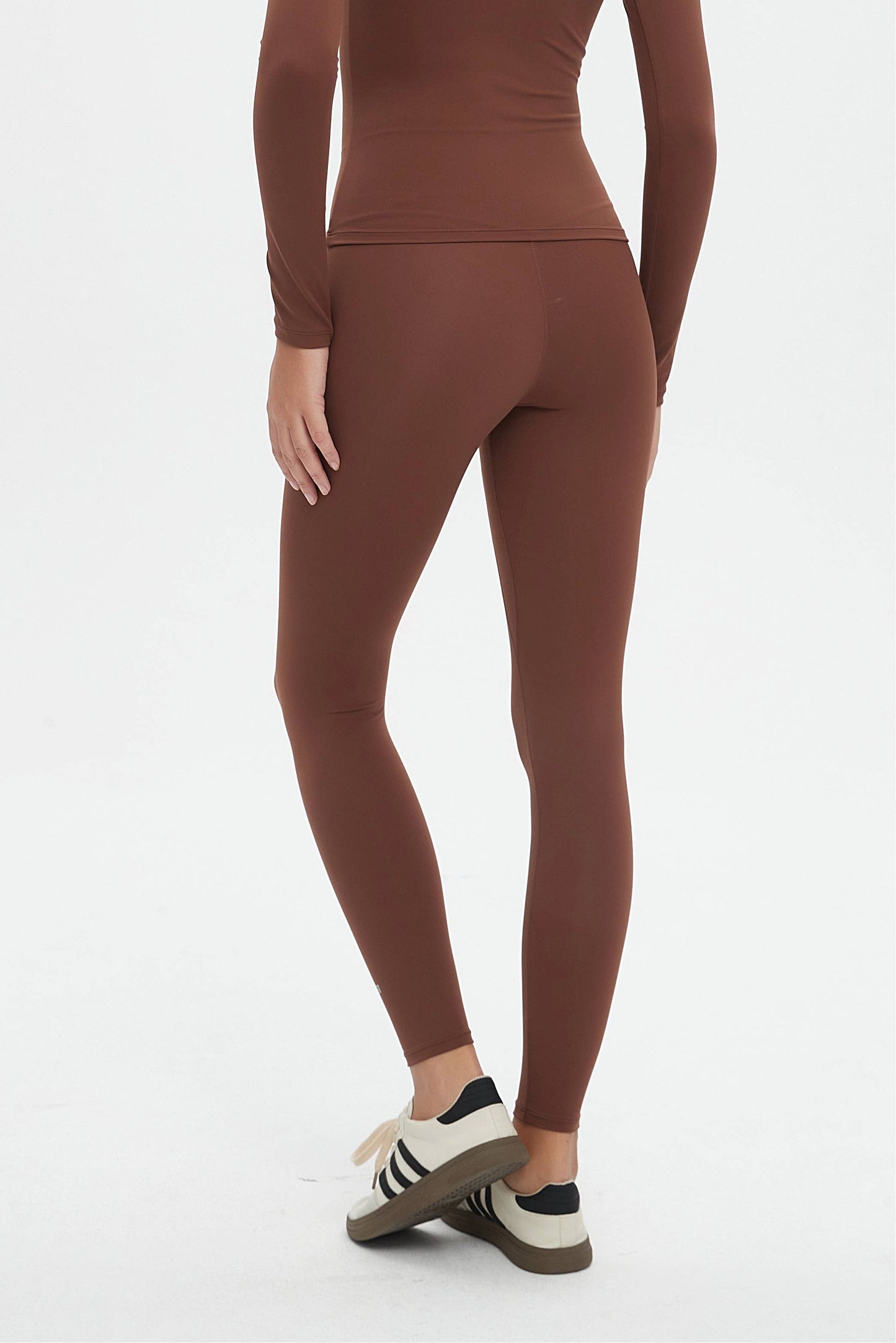 Nikki Buttery Soft High-Waisted Leggings: Frosty Gray / L