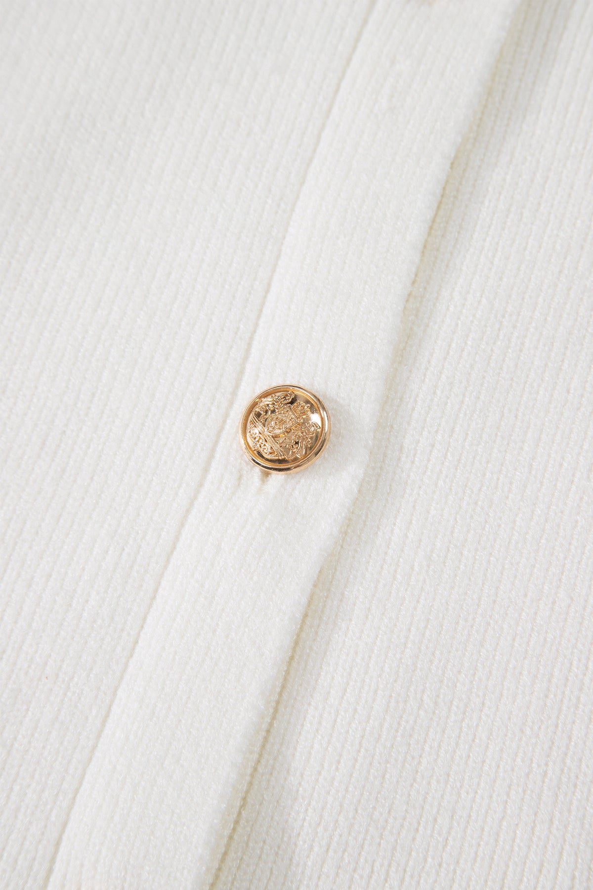 White Solid Color Sleeveless Knit Button Pocketed Sweater