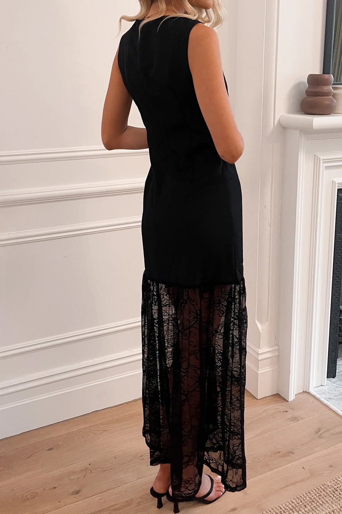 Black Solid Color Sleeveless Sheer Floral Lace Patchwork Long Dress