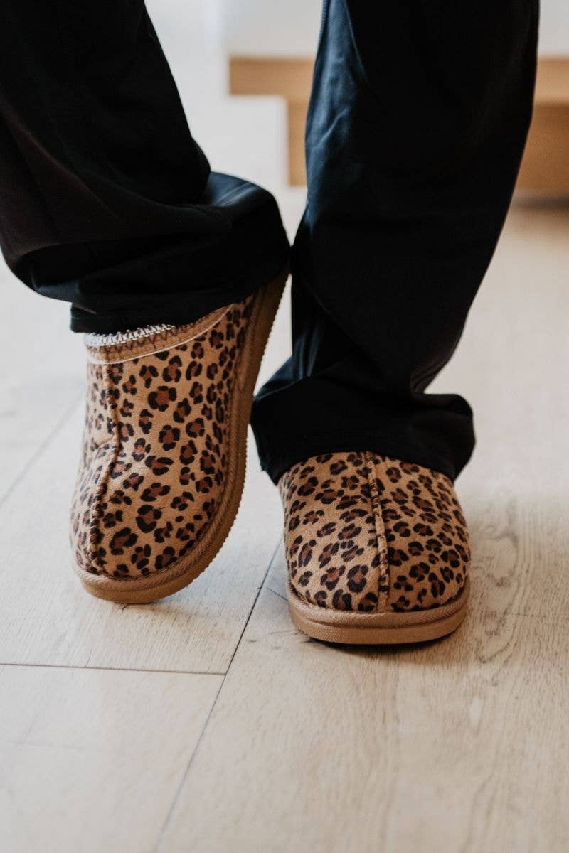 Leopard Print Embroidered Cute Slippers: Leopard / S/M