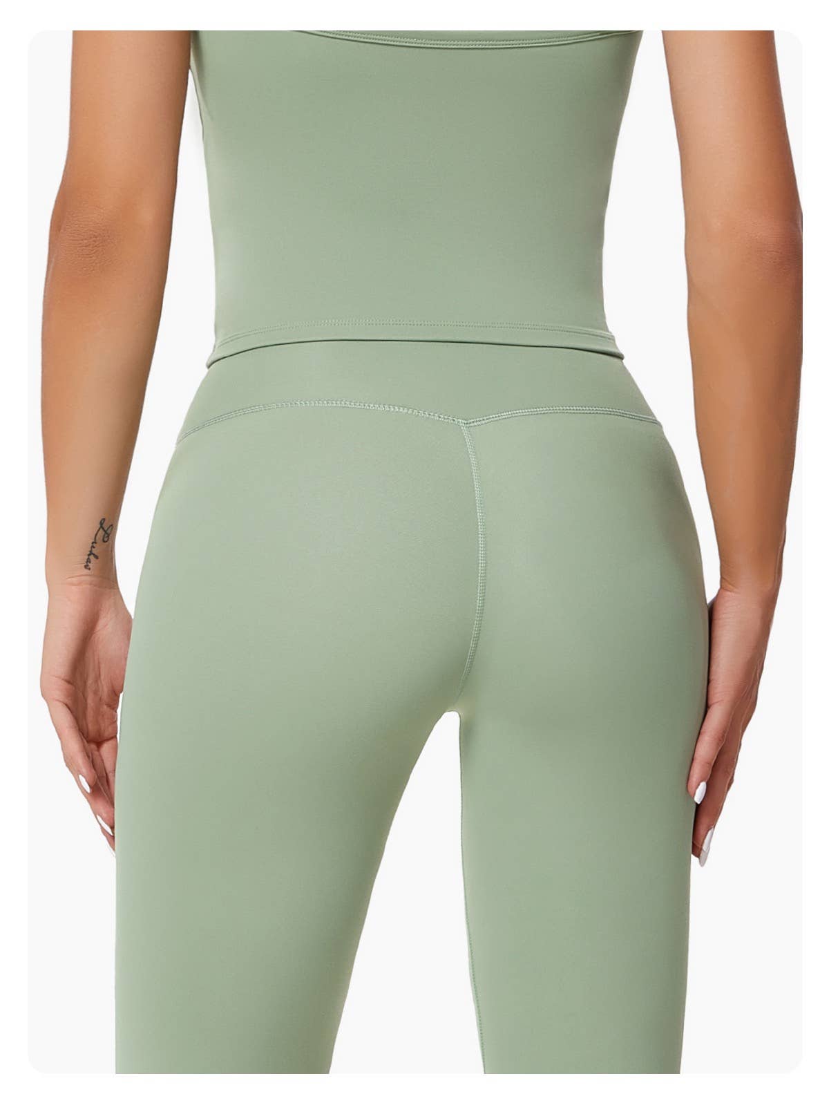 Nikki Buttery Soft High-Waisted Leggings: Frosty Gray / M