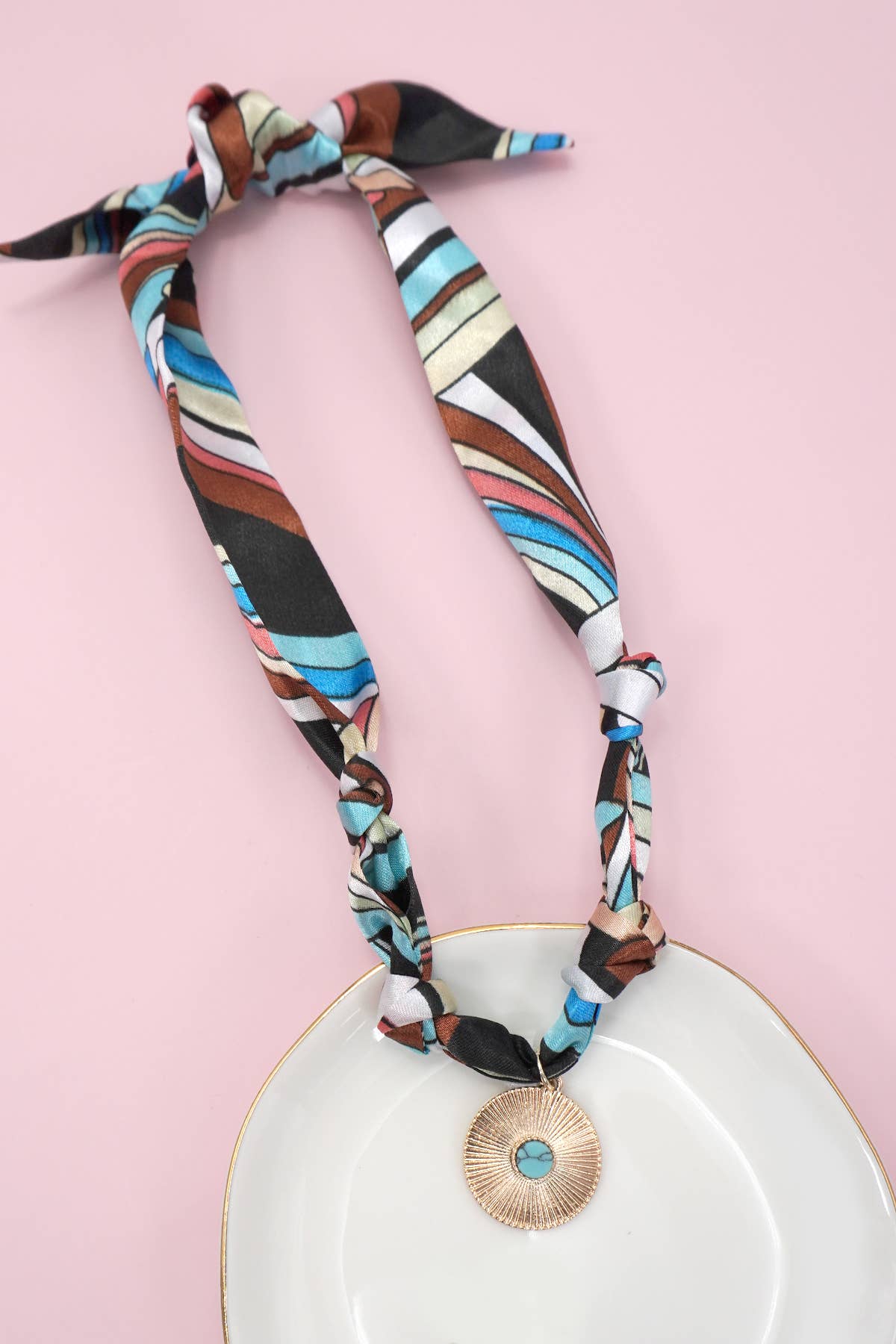HANDMADE SCARF CROSS CHARM NECKLACE | 80N91790: G
