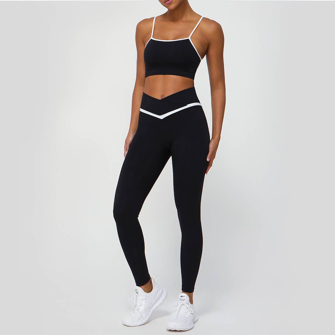 Colorblocked Women Yoga Active Set: Navy Blue / L