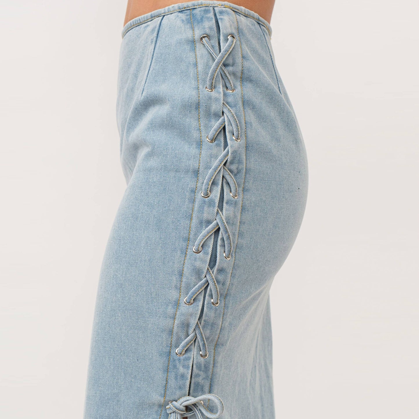 LIGHT DENIM SIDE LACE UP MAXI SKIRT-HES0010: LIGHT DENIM / L