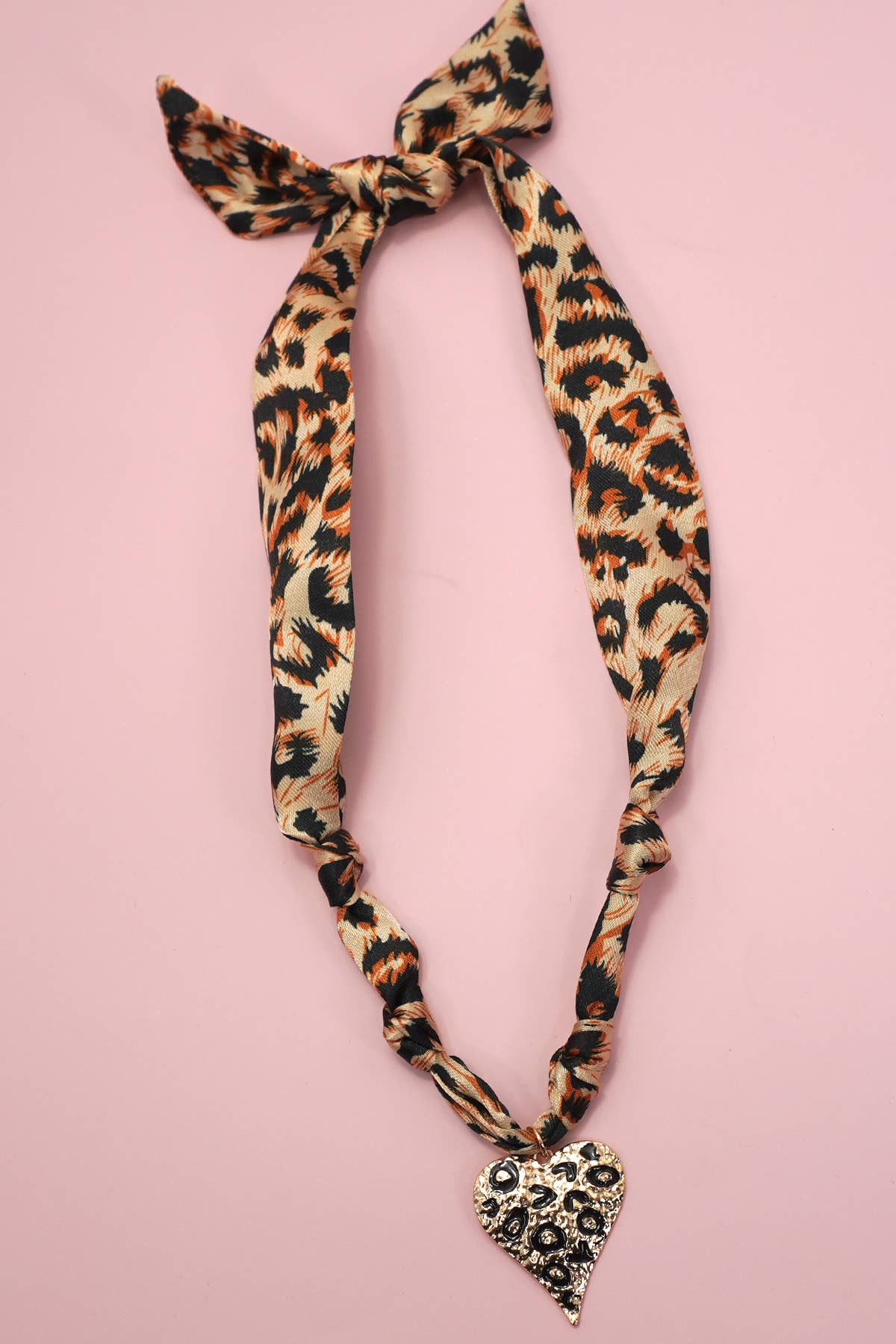 HANDMADE SCARF CROSS CHARM NECKLACE | 80N91790: G