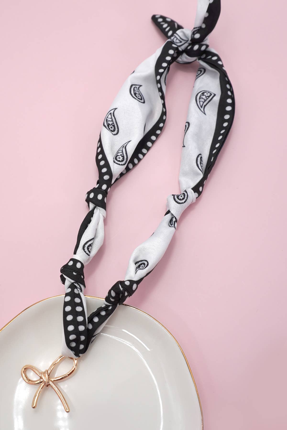 HANDMADE SCARF HEART CHARM NECKLACE | 80N91790: E