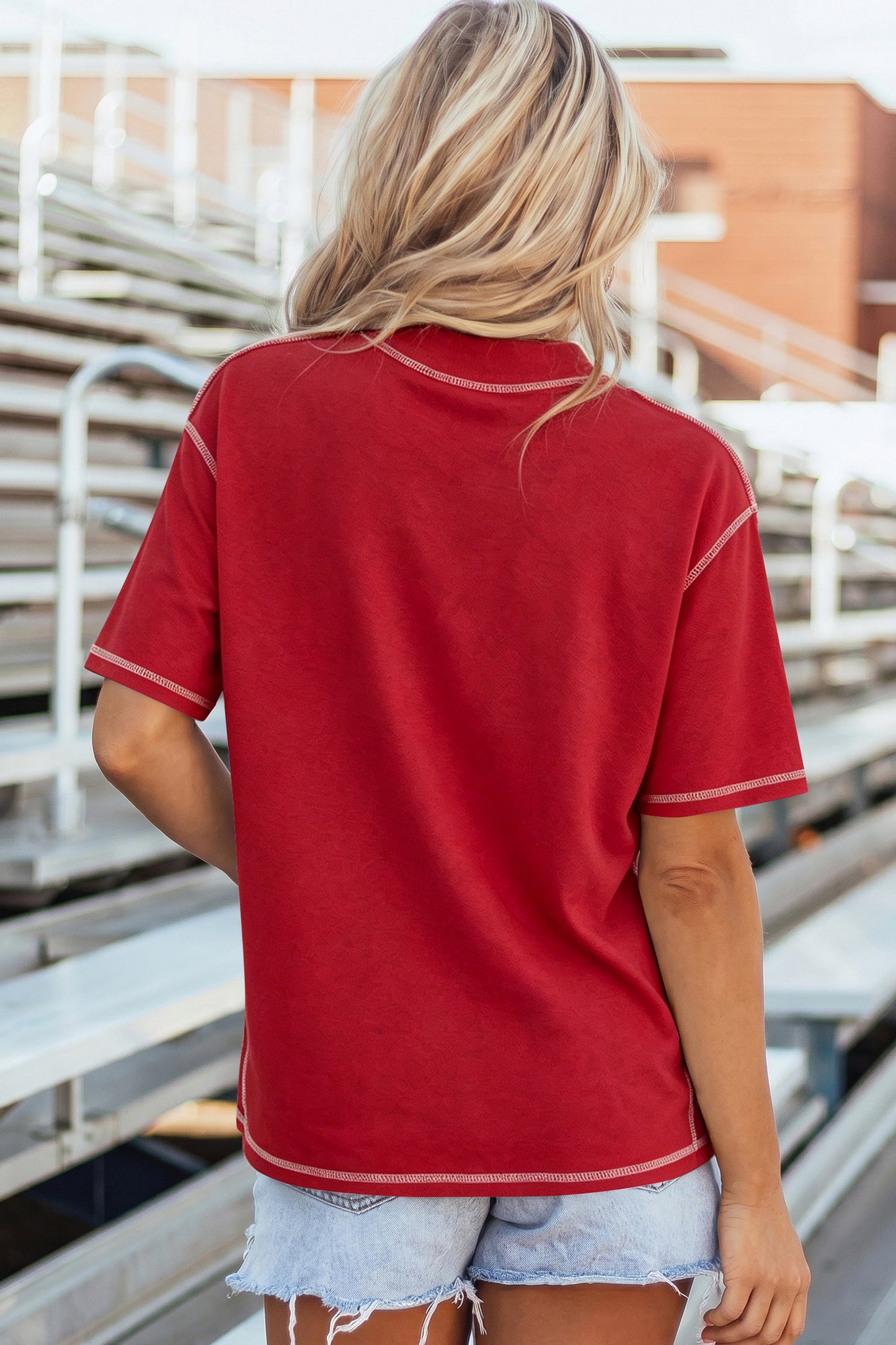 Sunday Stroll Basic Tee